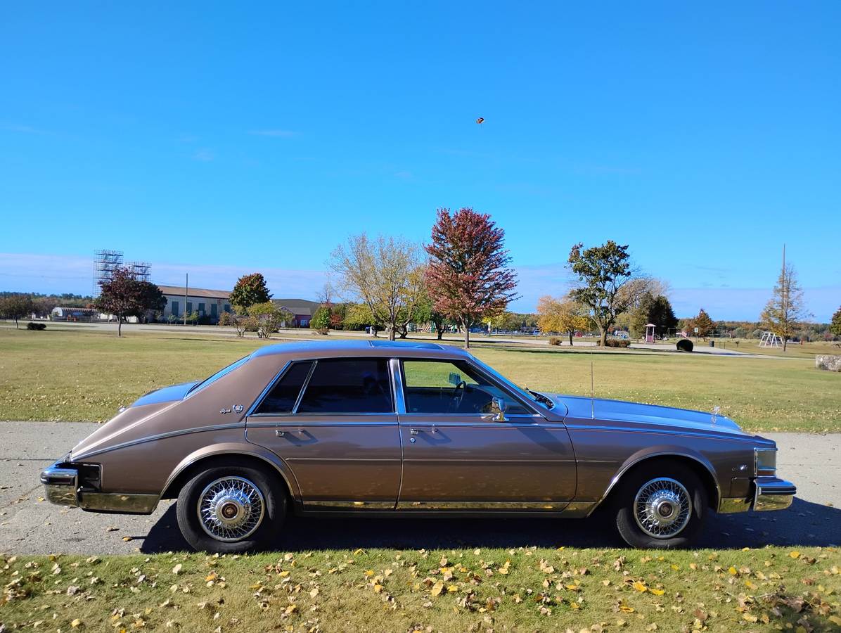 Cadillac-seville-1984-brown-6