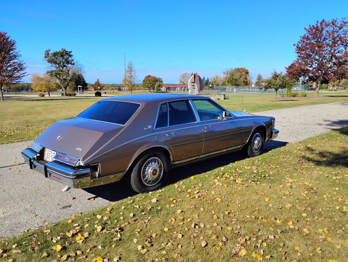 Cadillac-seville-1984-brown-7