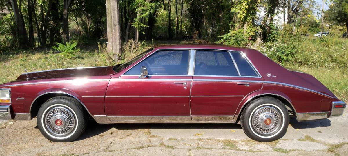 Cadillac-seville-1984-red-4