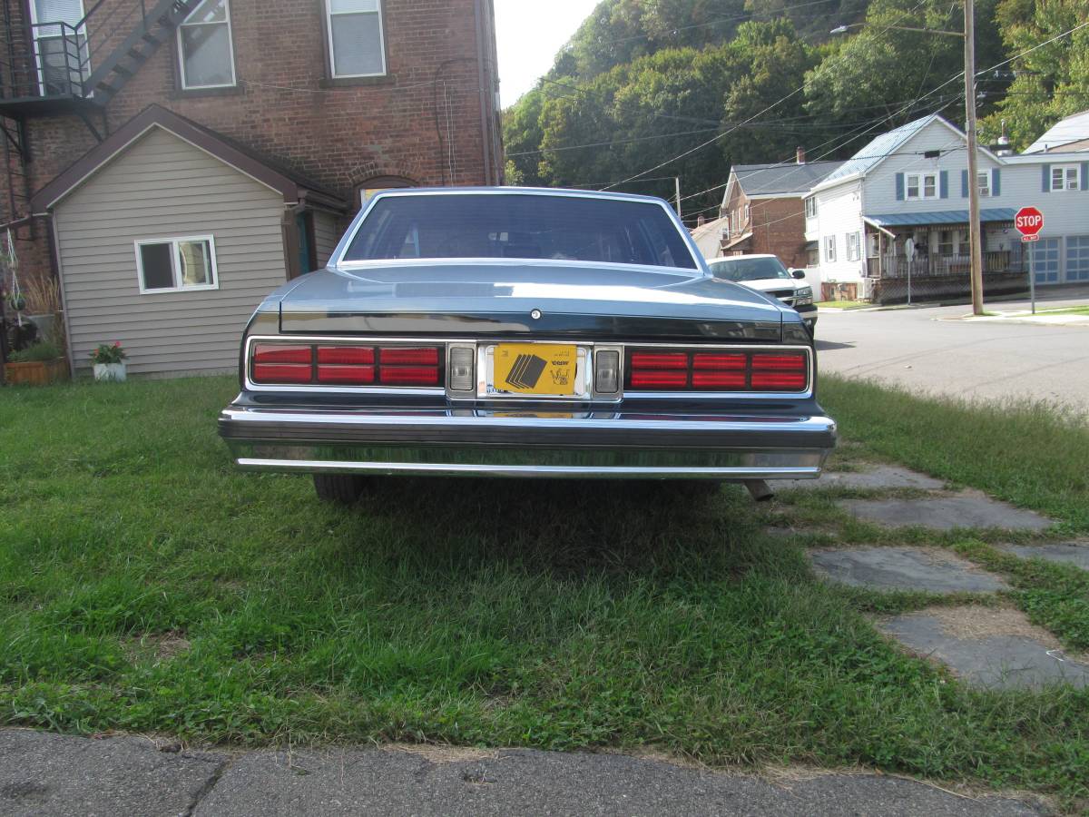 Caprice-classic-1989-blue-7