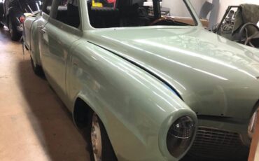 Champion-sedan-1950-green-10