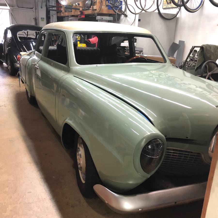 Champion-sedan-1950-green-10