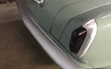 Champion-sedan-1950-green-9