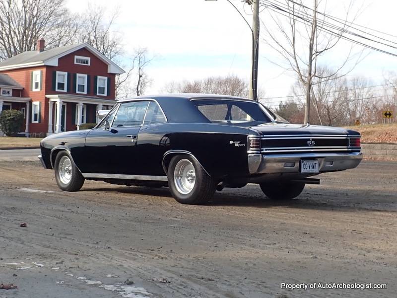 Checrolet-chevelle-ss-1967-blue-12