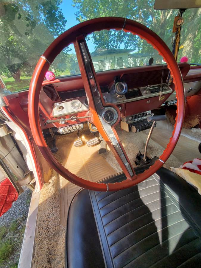 Checy-impala-1962-white-13