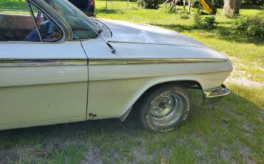 Checy-impala-1962-white-17