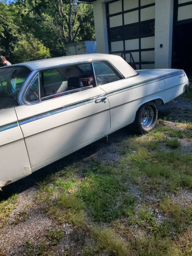 Checy-impala-1962-white-19