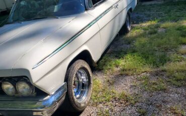 Checy-impala-1962-white-20