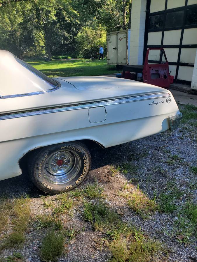 Checy-impala-1962-white-23
