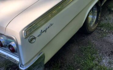 Checy-impala-1962-white-4