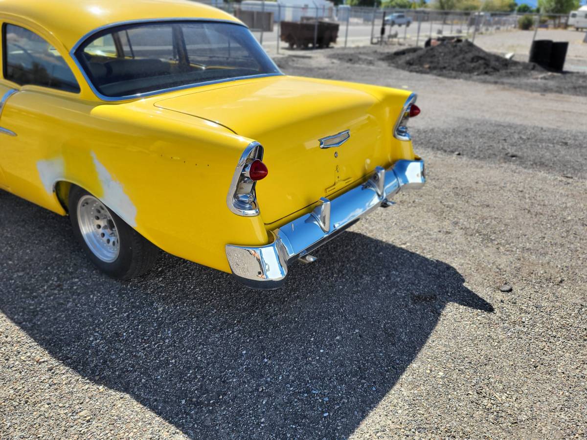Chev-150-1956-yellow-8