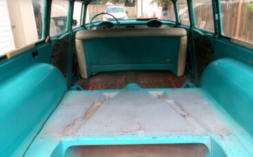 Chev-210-townsman-4-door-station-wagon-1956-3