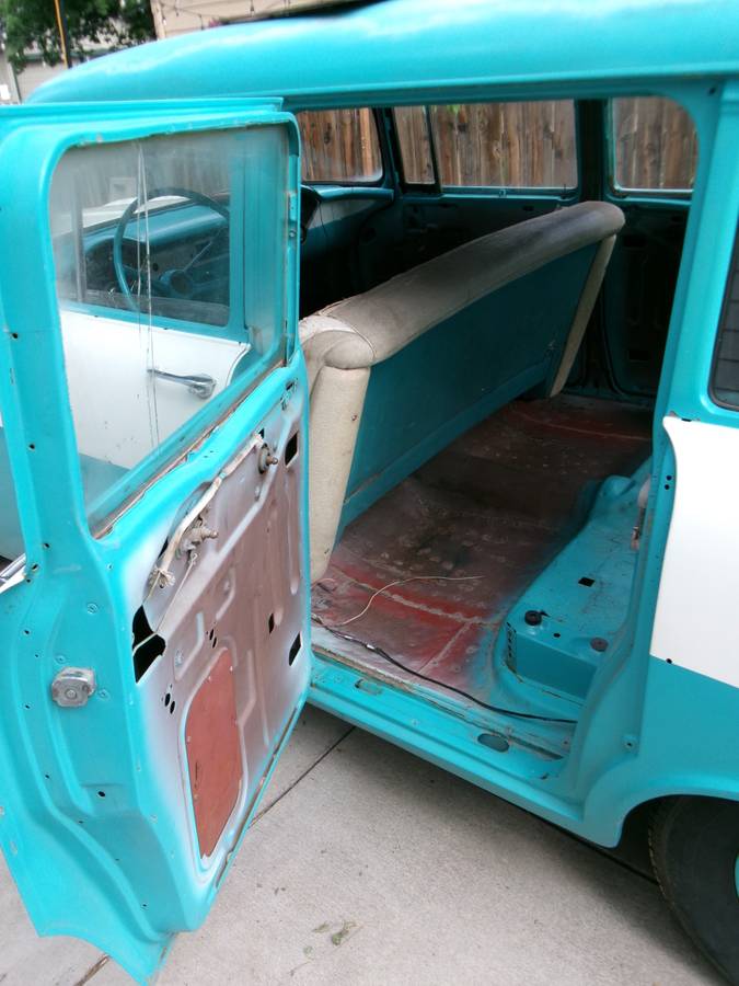 Chev-210-townsman-4-door-station-wagon-1956-5