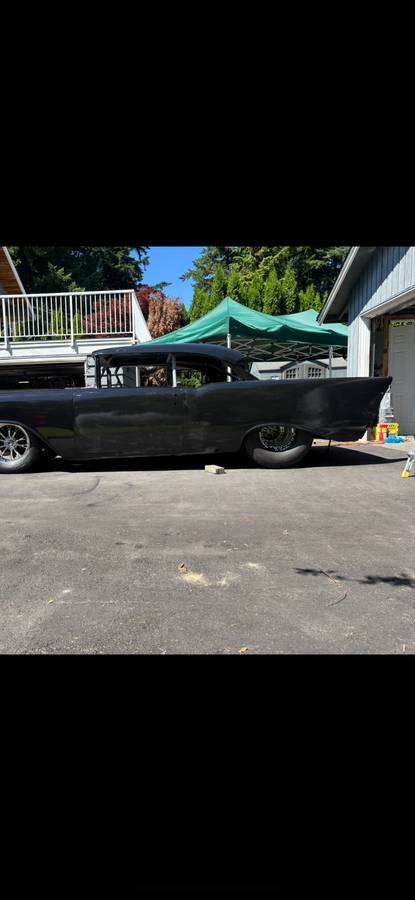 Chev-belair-two-door-hardtop-1957-4