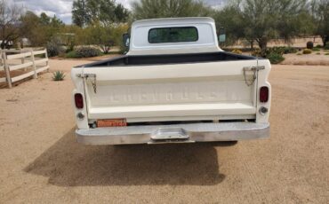 Chev-c20-1966-custom-2