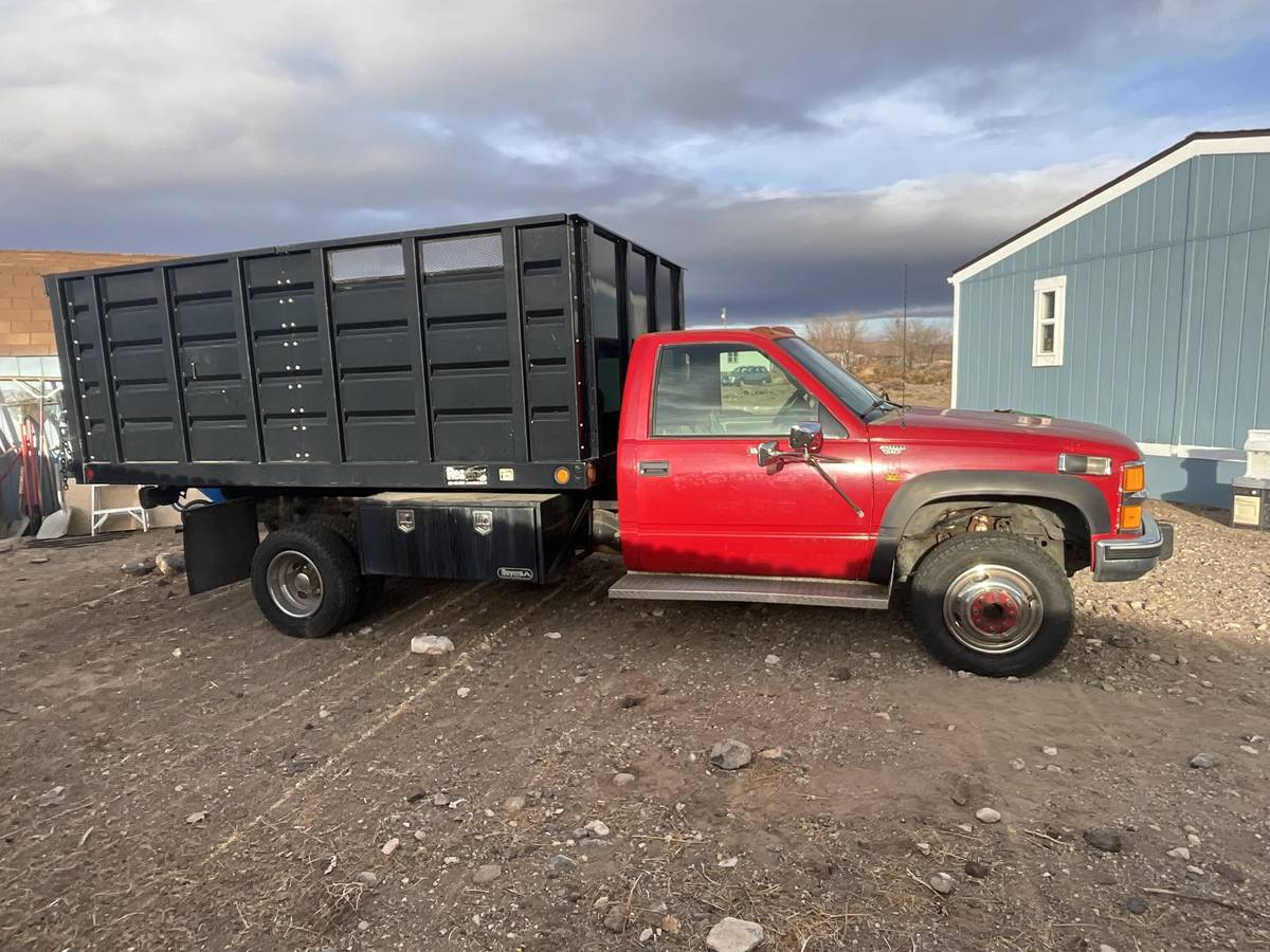 Chev-gmt-400-k3-diesel-1996-red-4