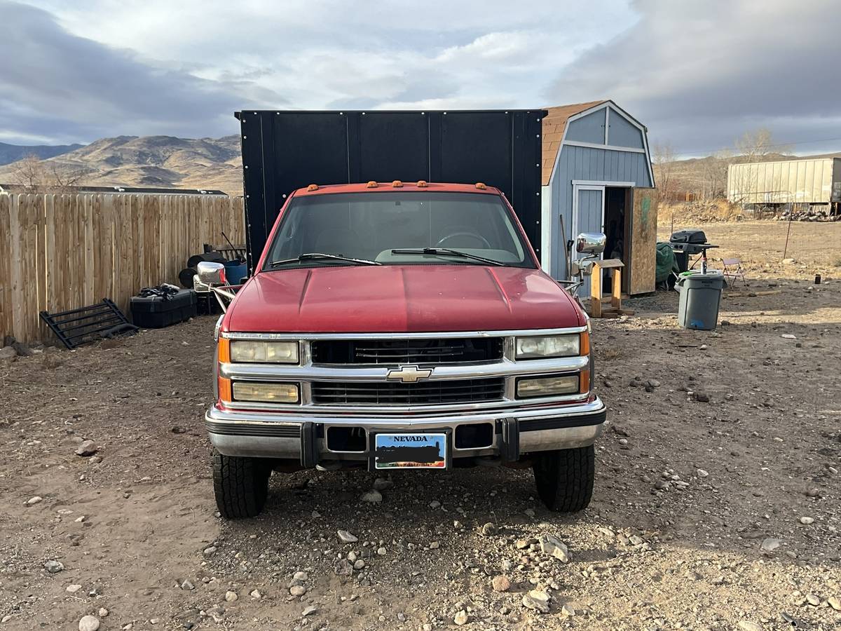 Chev-gmt-400-k3-diesel-1996-red