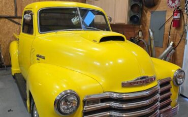 Chev-pick-up-1950-yellow