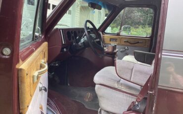 Chev-van-1988-custom-3