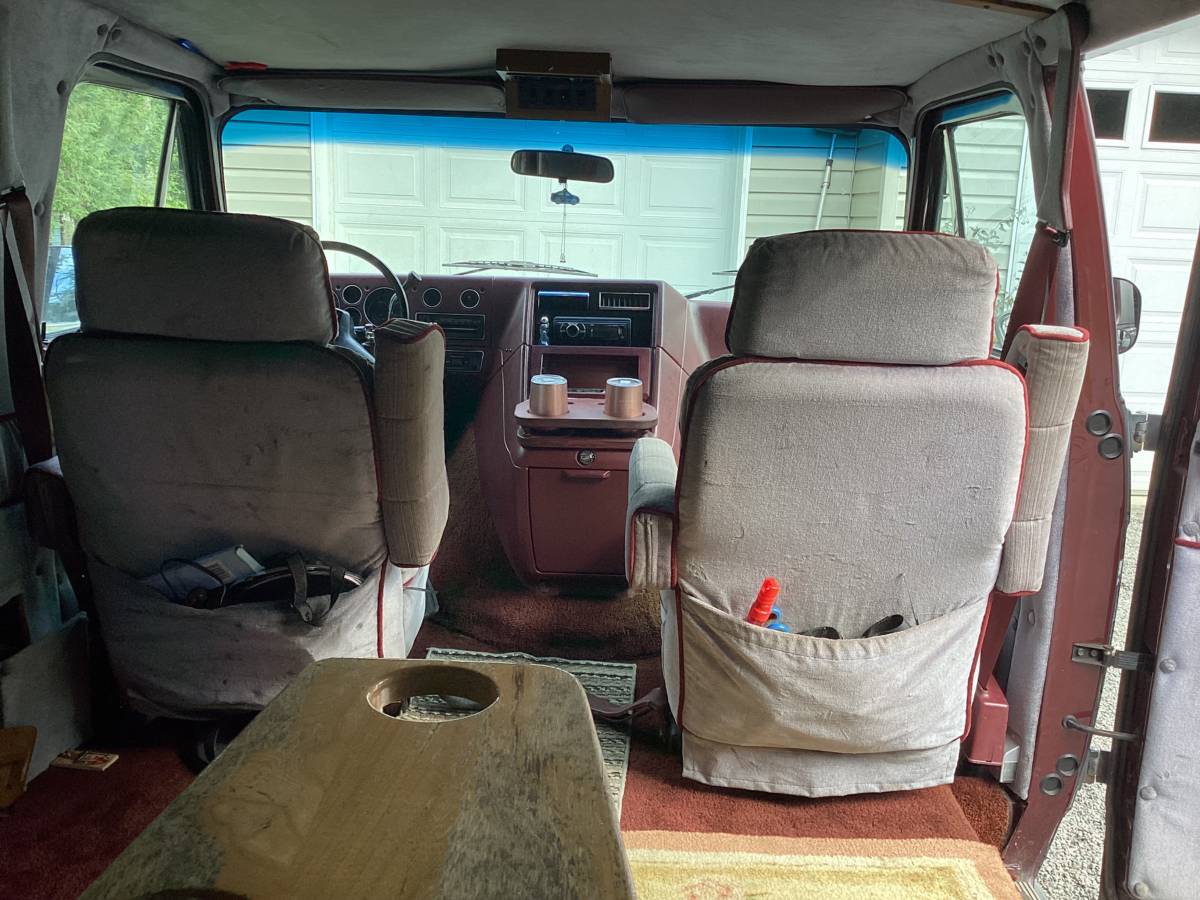 Chev-van-1988-custom-5