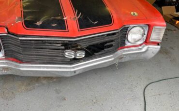 Chevelle-1972-red-1