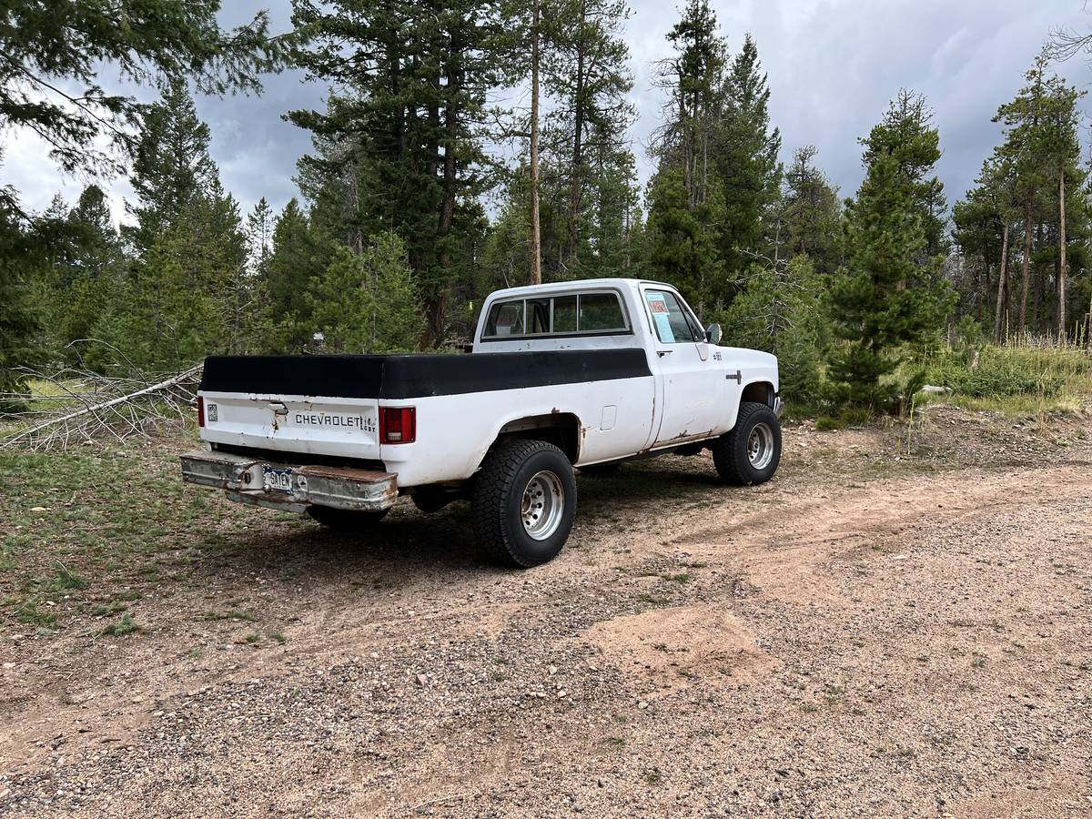 Cheverolet-k20-1984-5