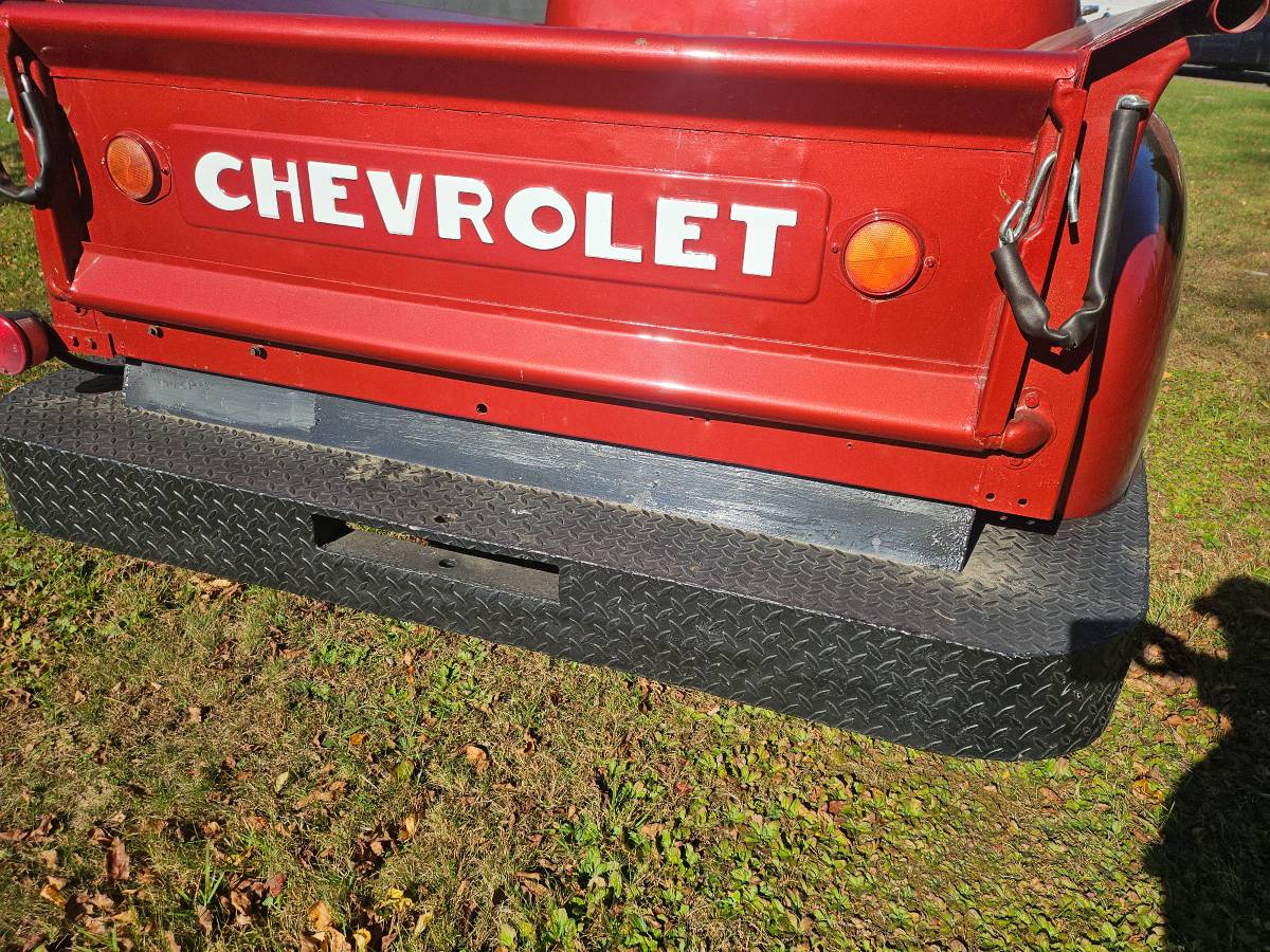 Chevorlet-1951-red-8