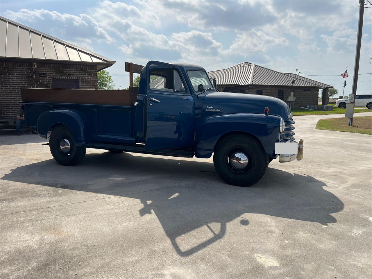 Chevrolet-1-ton-pickup-1951-Blue-Red-seat-14