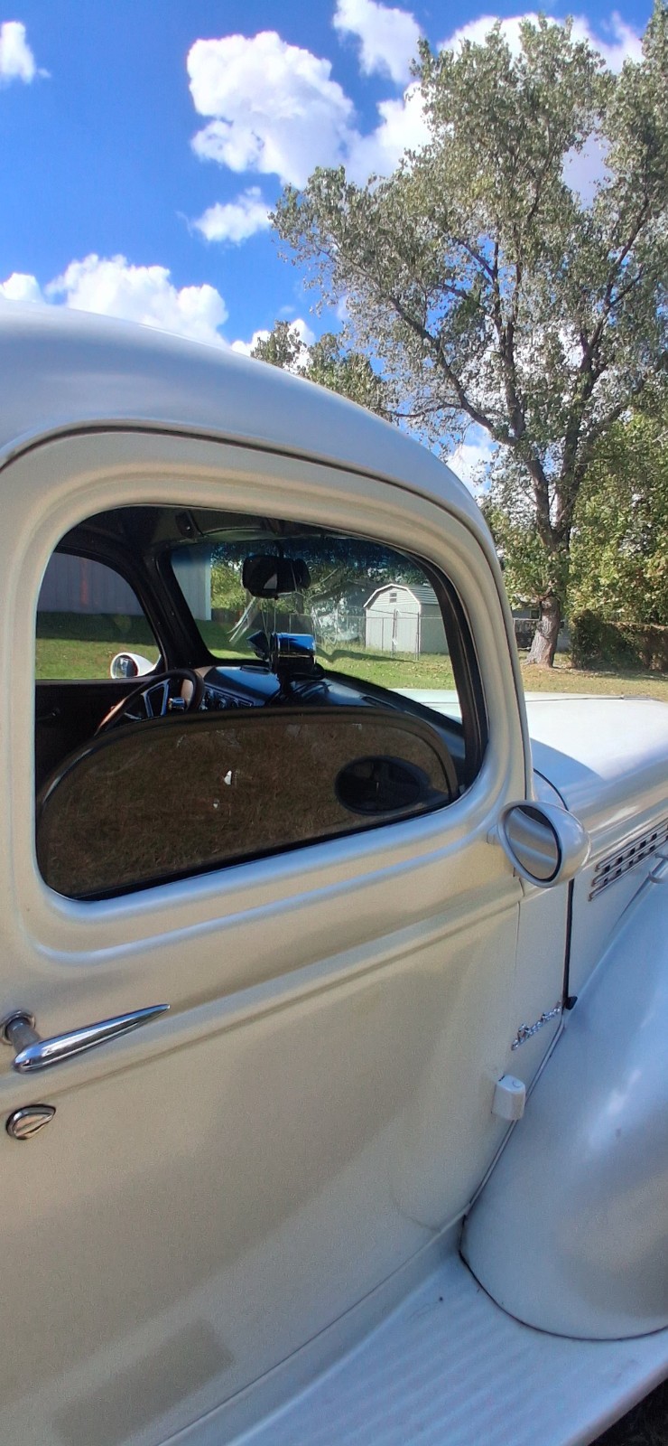 Chevrolet-12-Ton-Pickup-1946-Truck-16