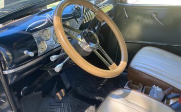Chevrolet-12-ton-pickup-1942-Green-White-8