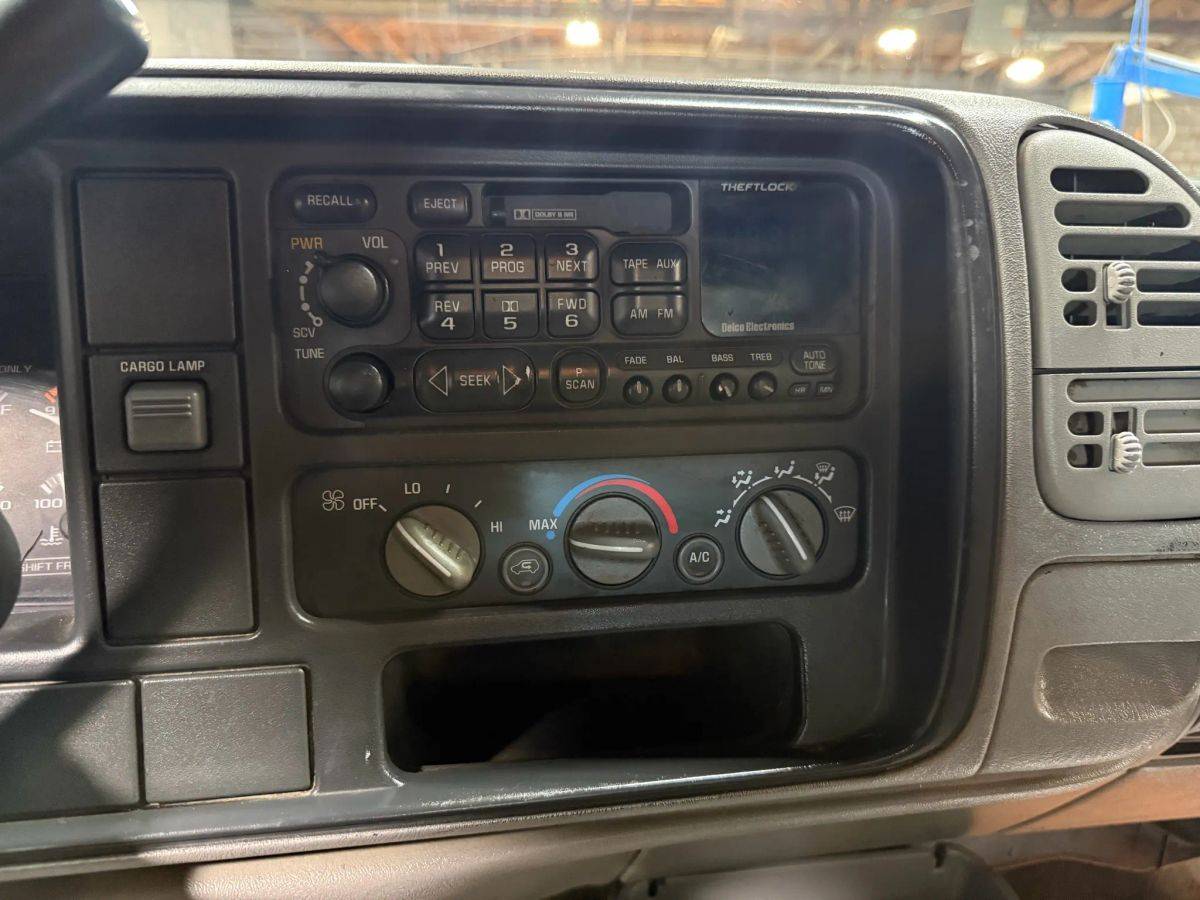 Chevrolet-1500-extended-cab-1995-blue-4