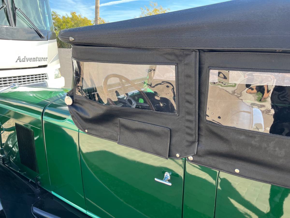 Chevrolet-1929-green-16