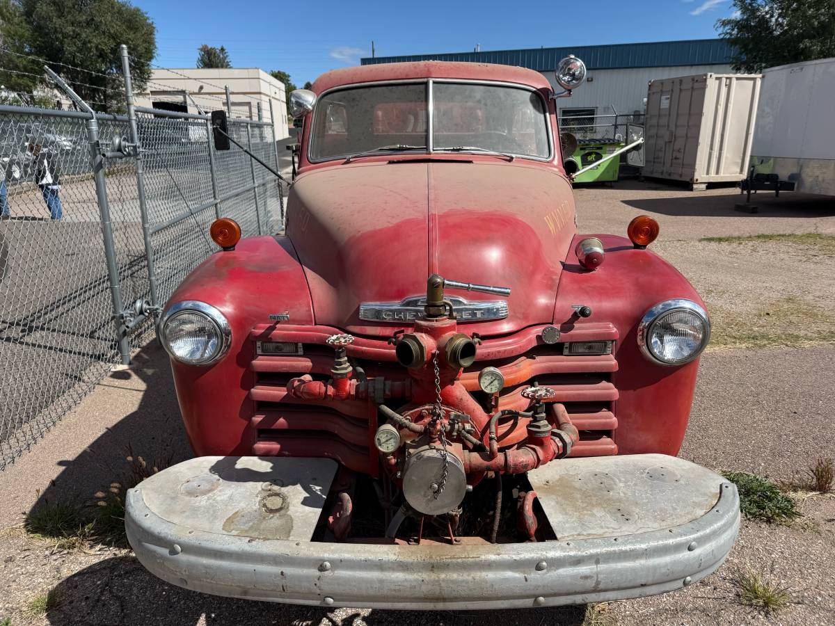 Chevrolet-1949-red-2