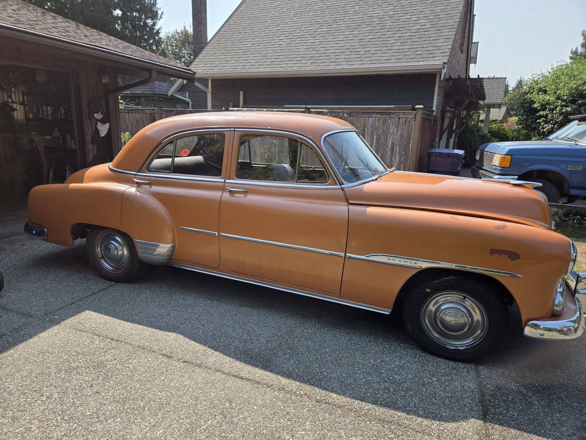 Chevrolet-1951-orange-1