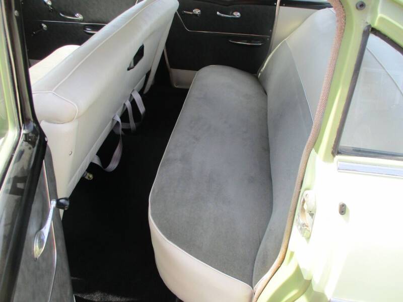Chevrolet-1956-green-11