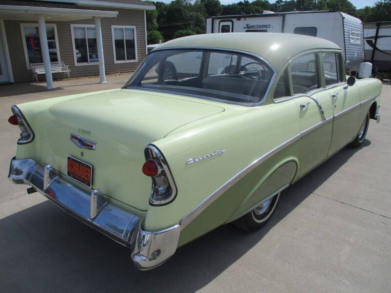 Chevrolet-1956-green-8