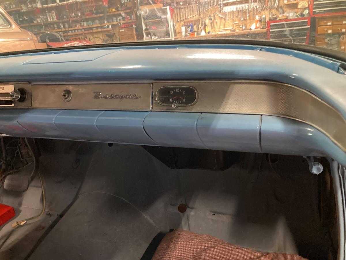 Chevrolet-1958-blue-5
