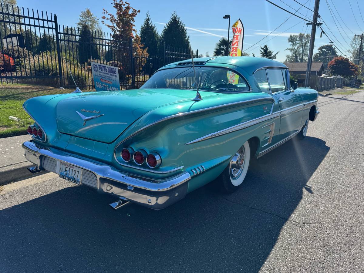 Chevrolet-1958-green-13