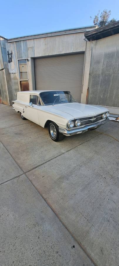 Chevrolet-1960-white-7