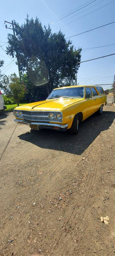 Chevrolet-1965-yellow-1