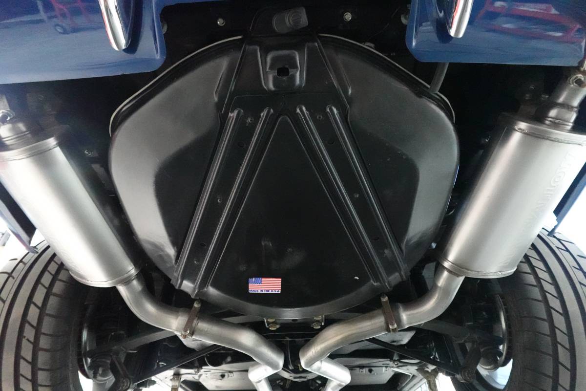 Chevrolet-1968-blue-11