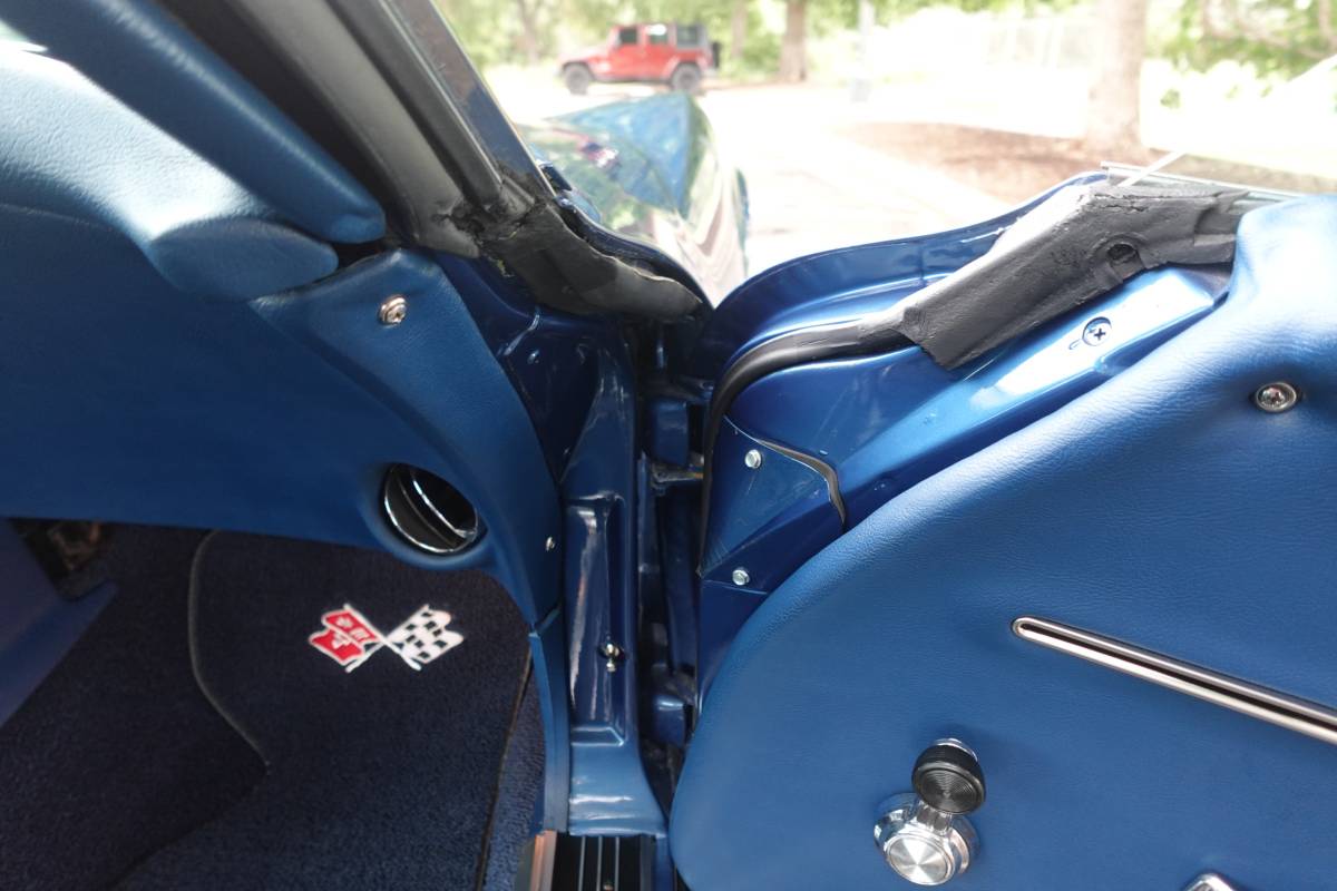 Chevrolet-1968-blue-16