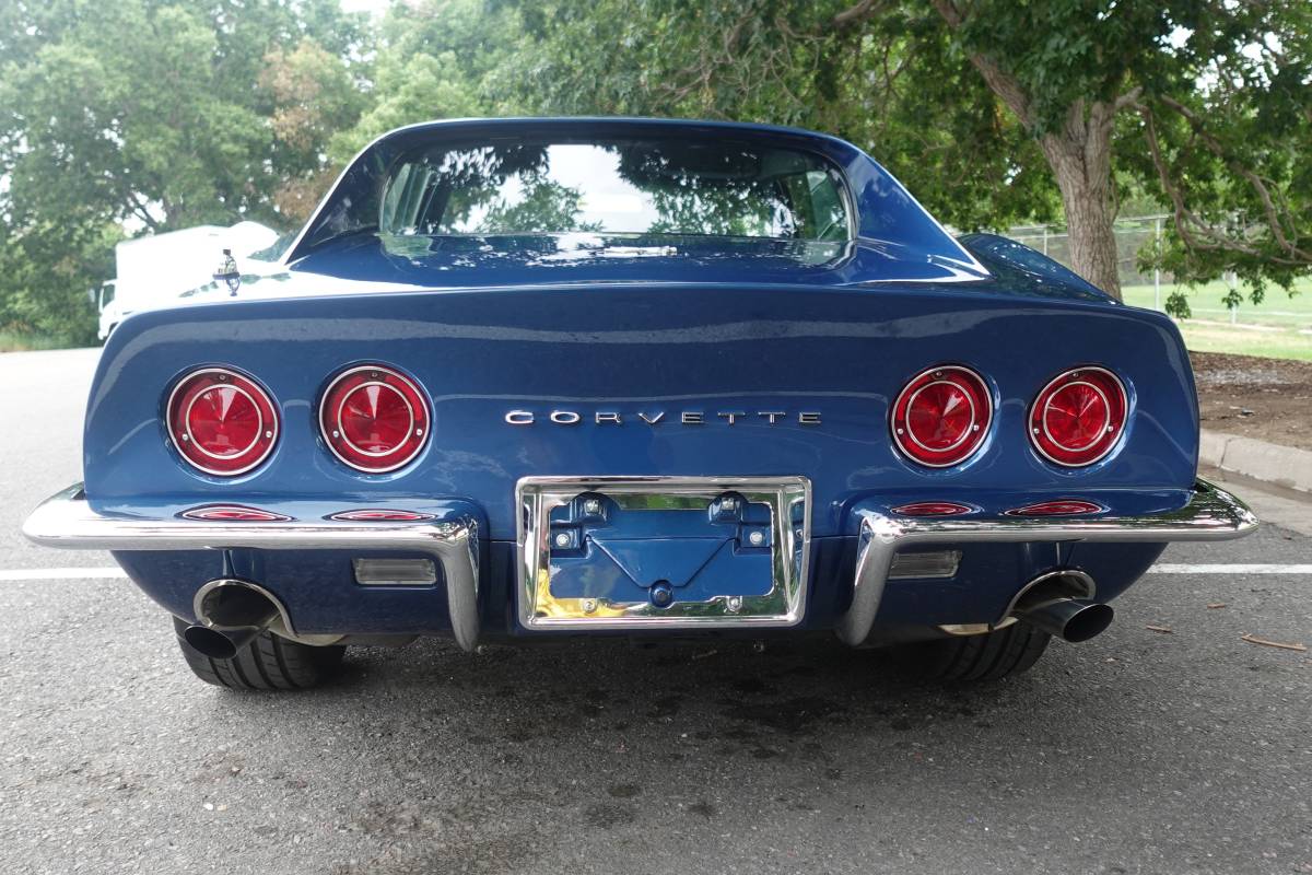 Chevrolet-1968-blue-22