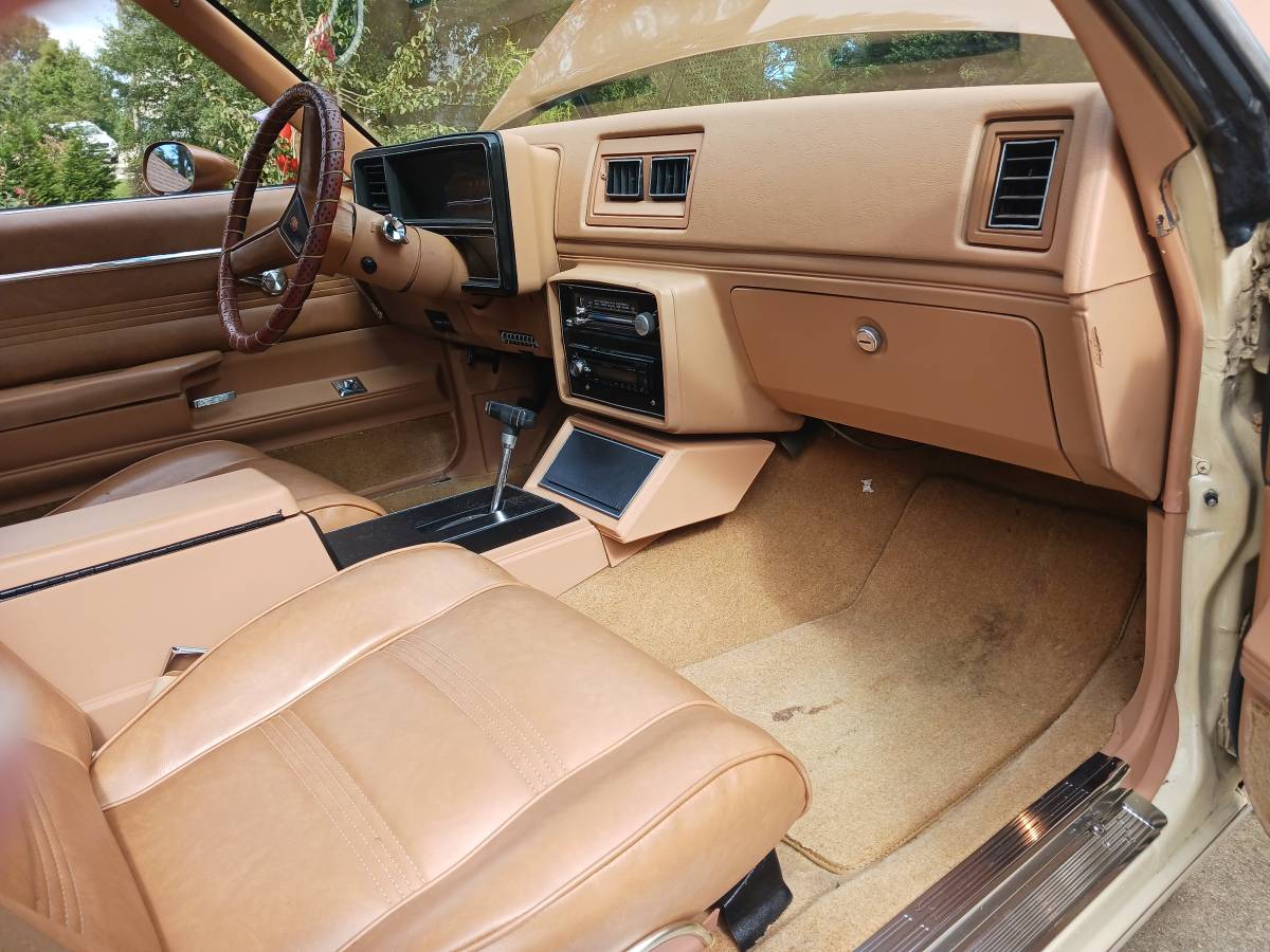 Chevrolet-1978-custom-8
