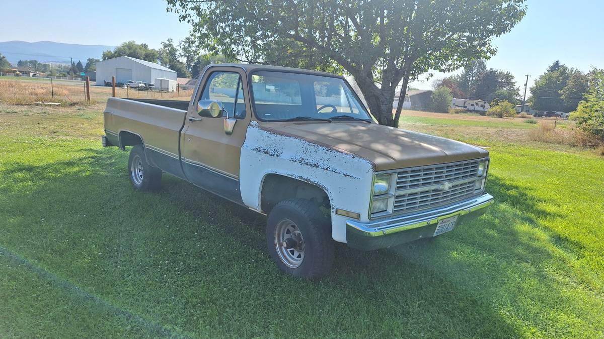 Chevrolet-1984-custom-1