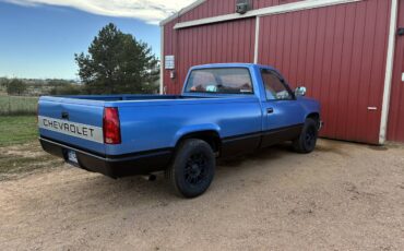 Chevrolet-1988-blue-1