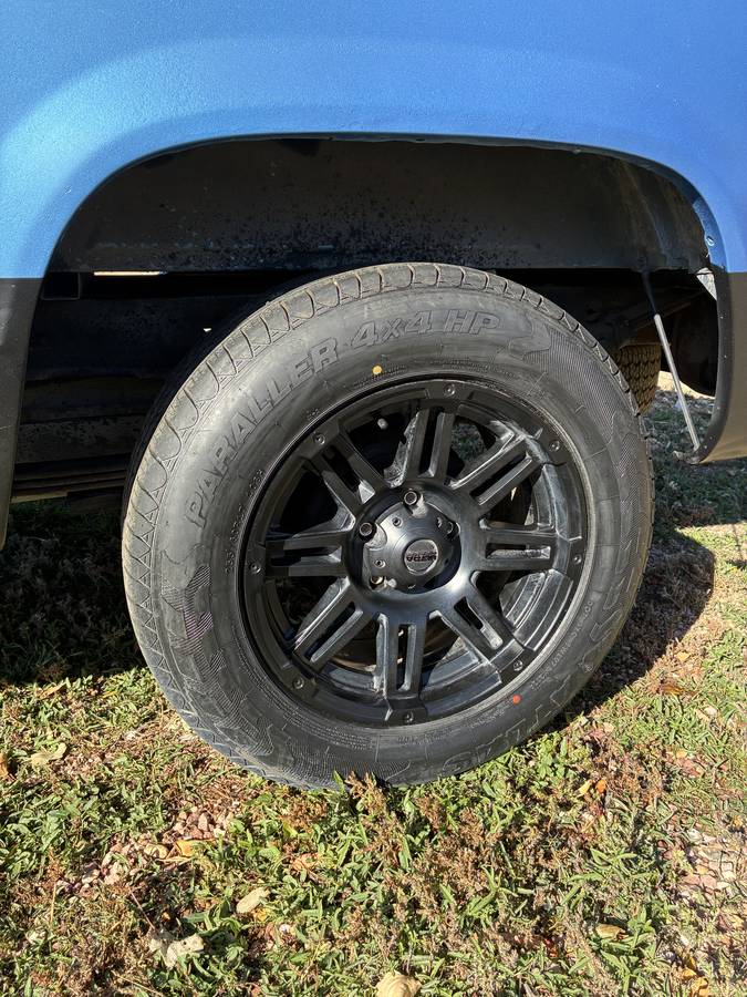 Chevrolet-1988-blue-12