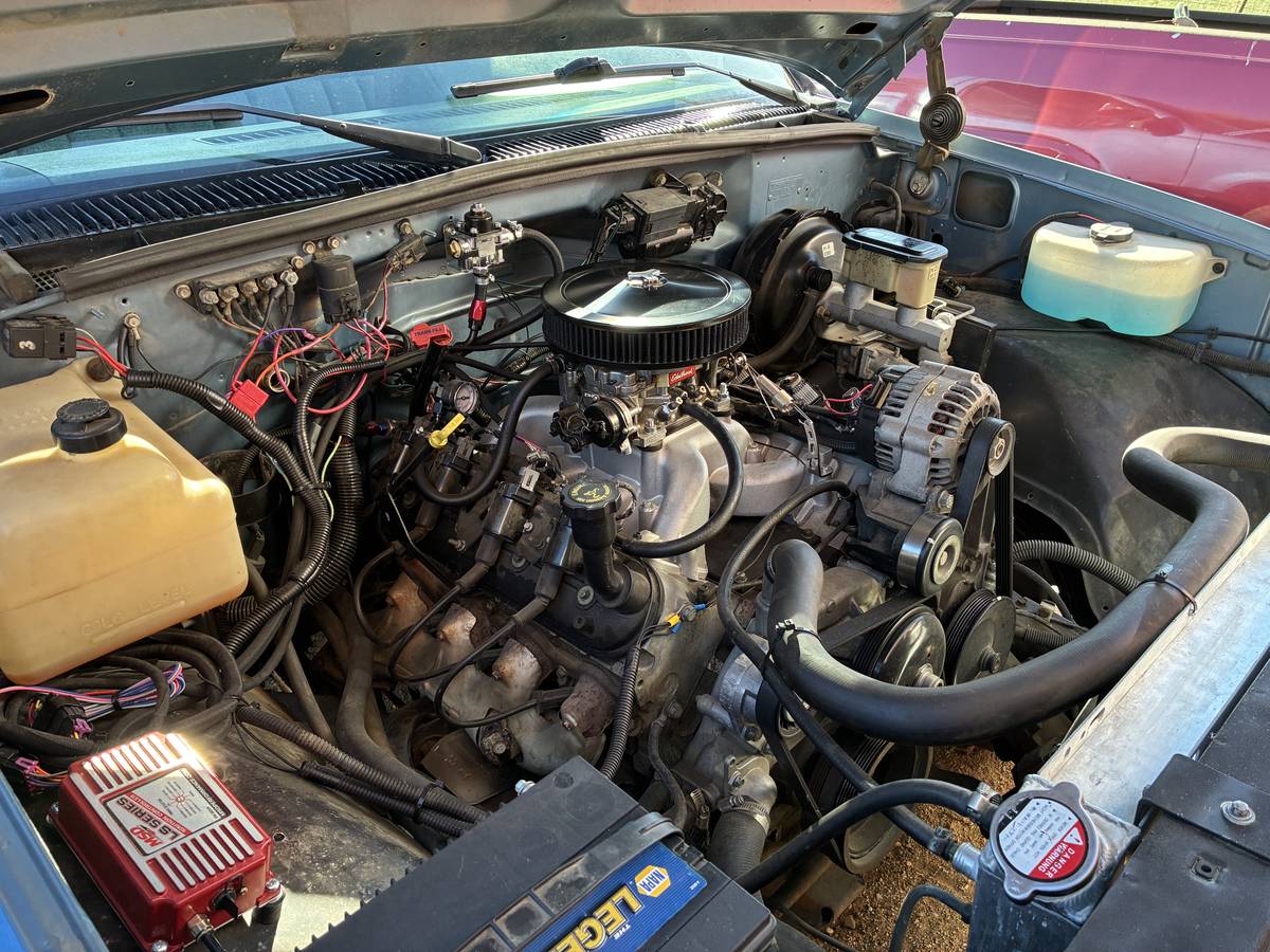 Chevrolet-1988-blue-3