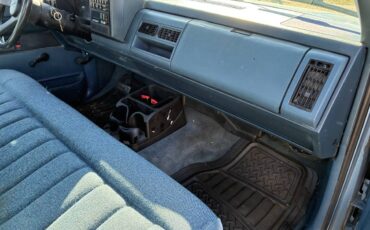 Chevrolet-1988-blue-5