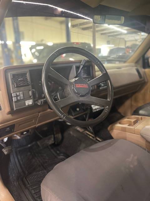 Chevrolet-1990-black-11